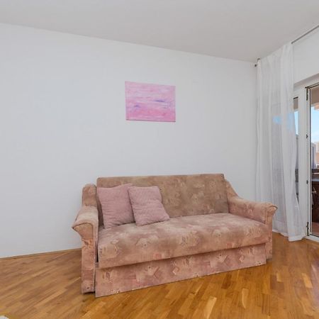 Skiljini Dvori - Apartman มาคาร์สกา ภายนอก รูปภาพ