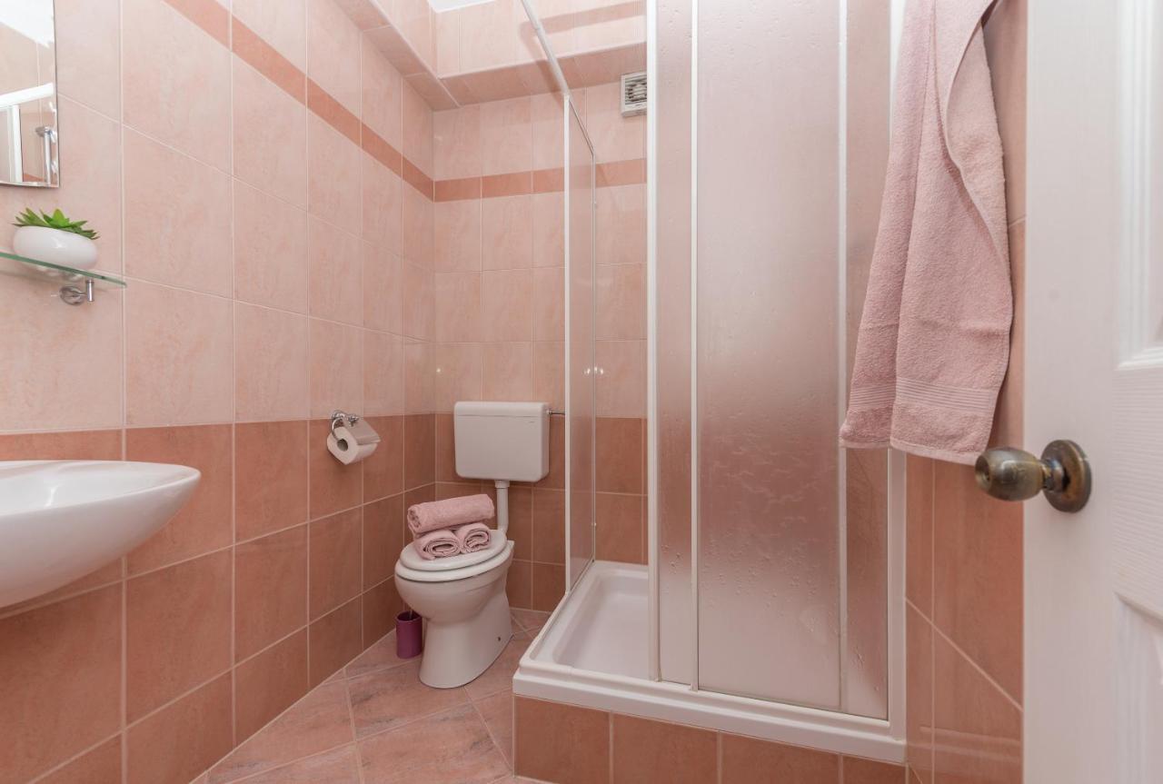 Skiljini Dvori - Apartman มาคาร์สกา ภายนอก รูปภาพ